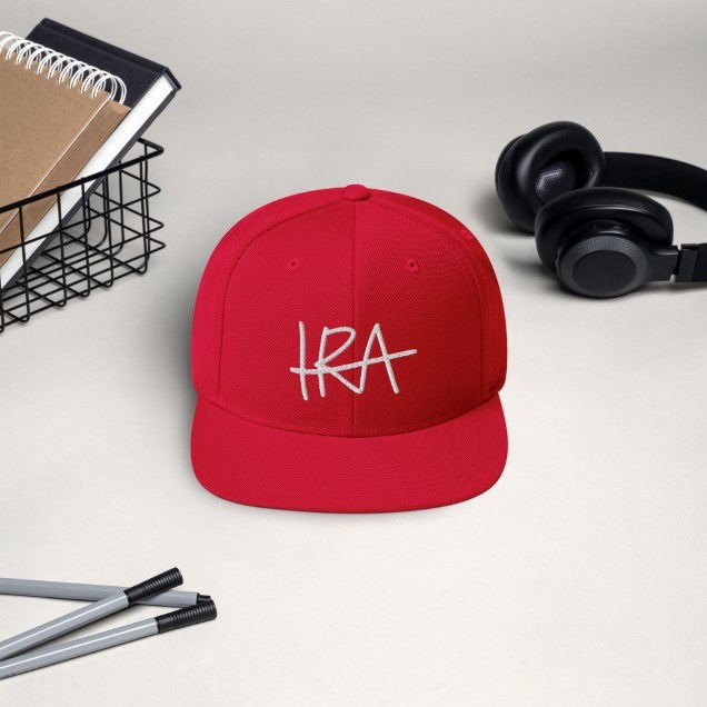 Ira snapback lippis Red