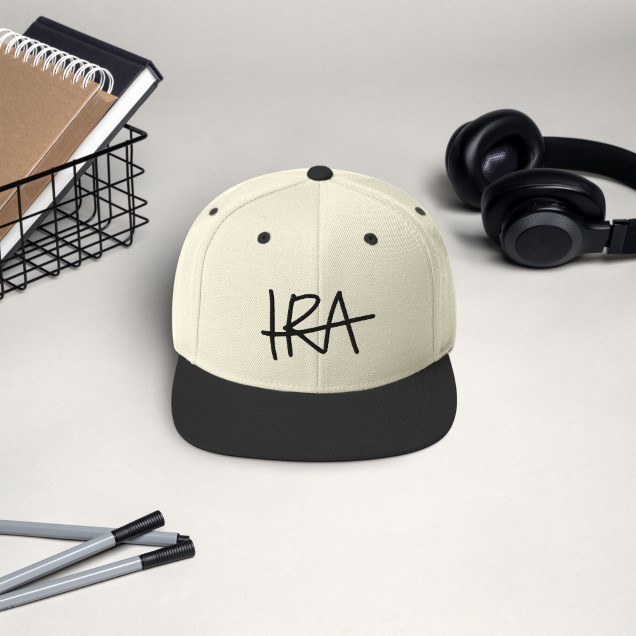 Ira snapback lippis White Black